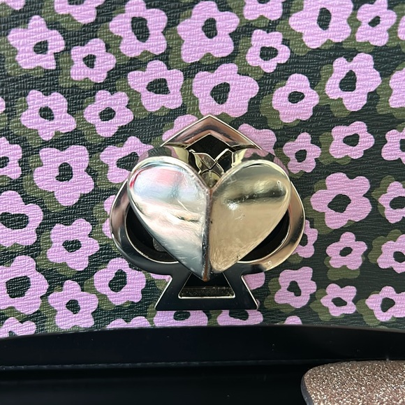 Kate Spade Make It Mine Set - Crossbody, 3 Covers, 1 Turnlocks - Picture 6 of 14
